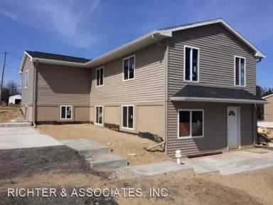 Main picture of 9355 Valley View Dr