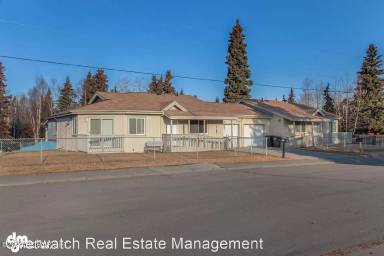 Main picture of 3726 Williams St