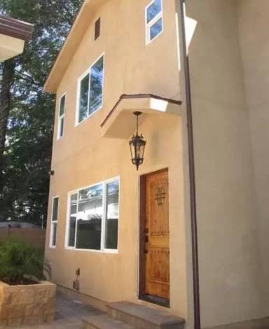 Main picture of 6848 Encino Blvd