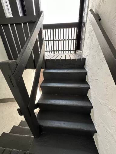 Main picture of 1392 Summit St