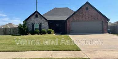 Main picture of 3501 SW Elm Manor Ave