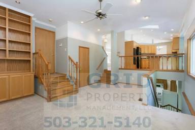 Main picture of 16395 SW Newport Pl