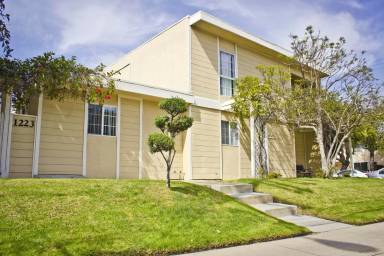 Main picture of 1223 Beryl St