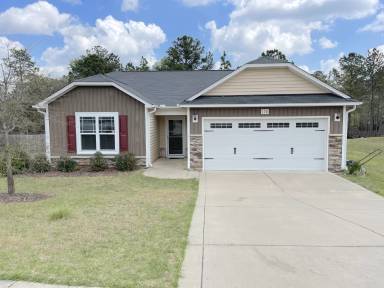 Main picture of 178 Angel Oak Dr