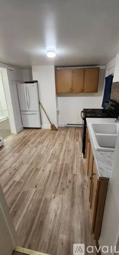 Main picture of 50 Paine St