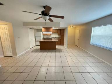 Main picture of 1206 Carlton Ct