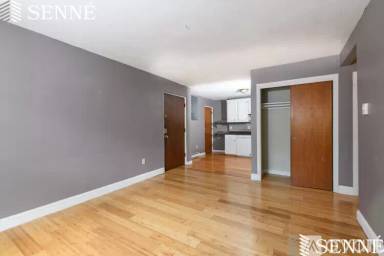 Main picture of 259 Summer St