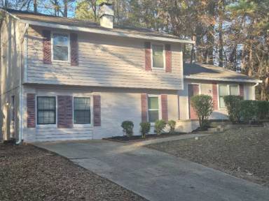 Main picture of 4446 Blackbirch Ln