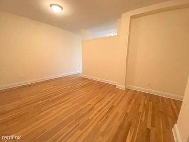 Main picture of 2 E 83rd St