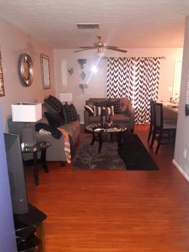 Main picture of 1559 Eastern Sunrise Ln