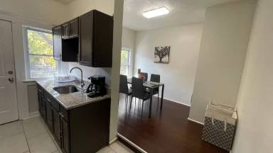 Main picture of 1446 E 115th St