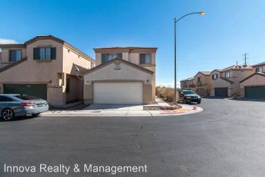 Main picture of 7588 Orchard Pine St