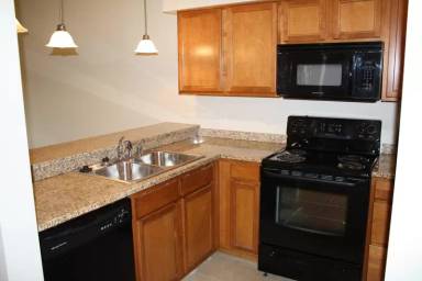 Main picture of 1909 E Sunset Dr