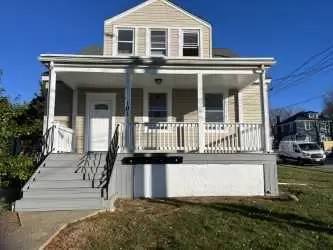 Main picture of 101 Lorewood Ave
