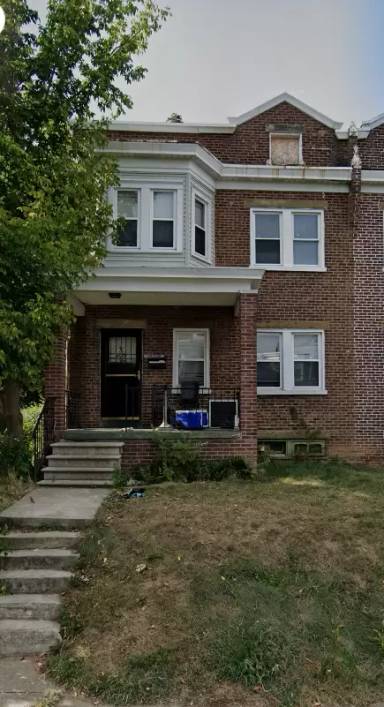 Main picture of 2401 N Madison St