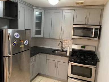 Main picture of 19208 Jamaica Ave