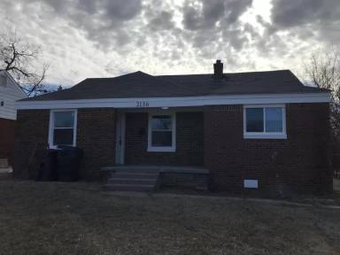 Main picture of 2136 NE 19th St