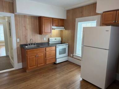 Main picture of 168 South St