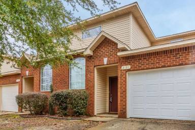 Main picture of 2124 Hadleigh Hills Ct