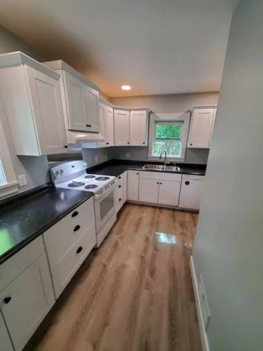 Main picture of 609 E Prospect Rd