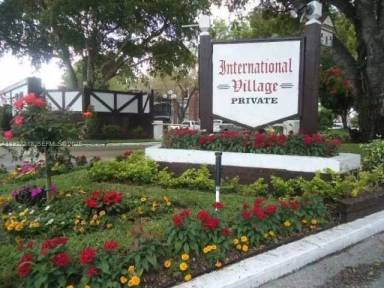 Main picture of International Village