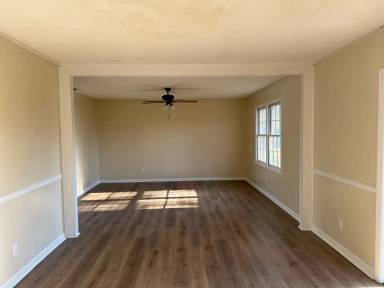 Main picture of 2901 Remington Ave