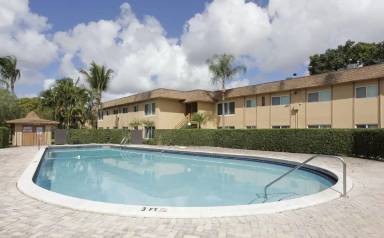 Main picture of Lauderdale Lakes Apartments