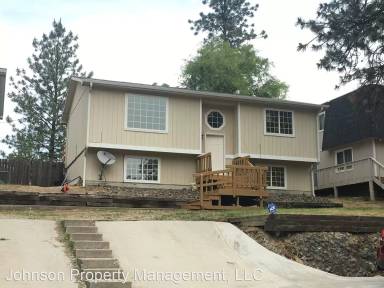 Main picture of 1717 E 8th Ave