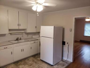 Main picture of 421 Banks St