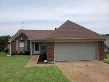 Main picture of 6884 Lagrange Cir N