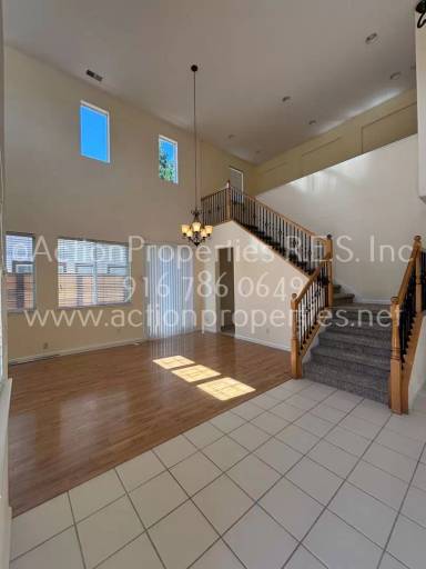 Main picture of 141 Casterbridge Ct