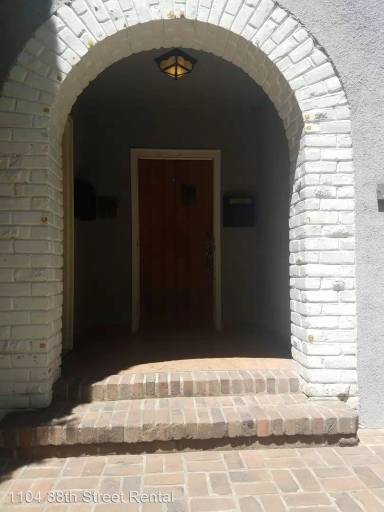 Main picture of 1104 38th St