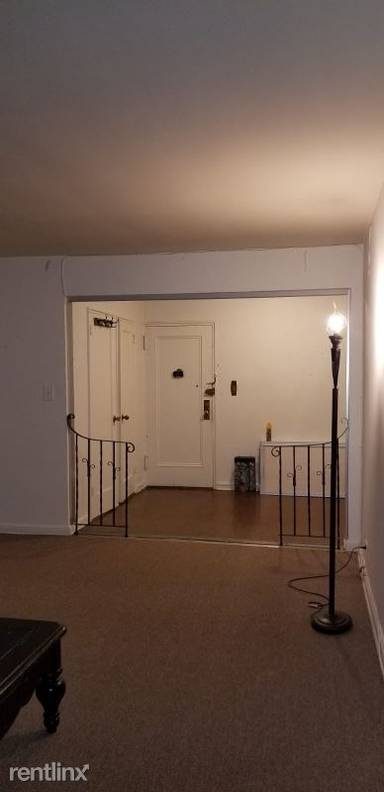 Main picture of 10236 64th Ave