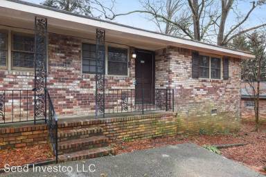 Main picture of 5739 Alabama St