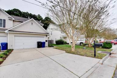 Main picture of 320 Garcia Dr