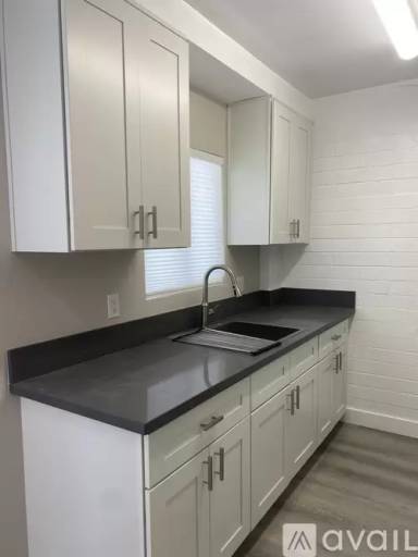 Main picture of 1225 Grandview Ave