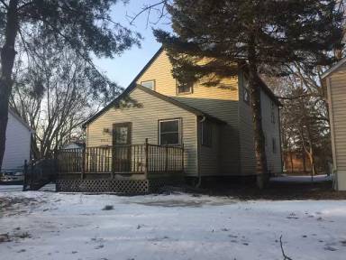 Main picture of 2119 5th Ave NE