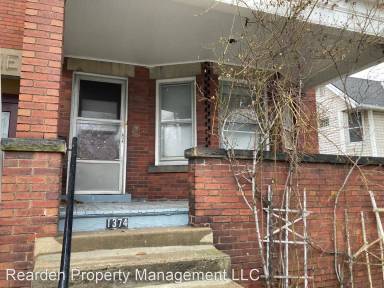 Main picture of 1376 W 91st St