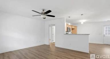 Main picture of 283 Houston St NE