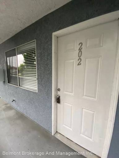 Main picture of 350 Tile Ave