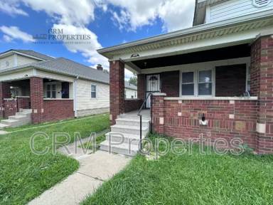 Main picture of 943 N Linwood Ave