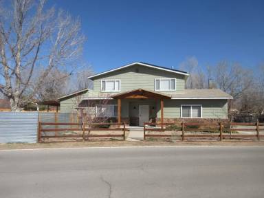 Main picture of 1101 Solar Rd NW