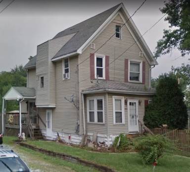 Main picture of 1435 Maple Ave NE