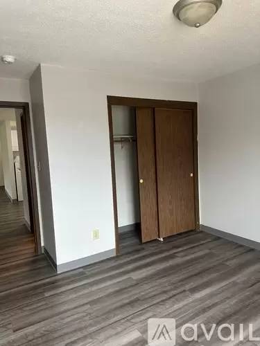 Main picture of 1510 Spyglass Hl NE