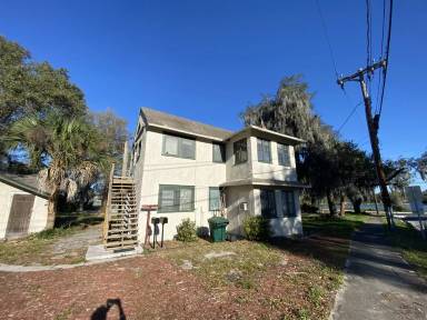 Main picture of 117 8th St SE