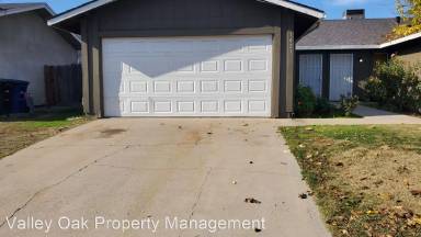 Main picture of 1421 Lake Park Ct