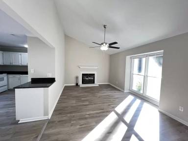 Main picture of 4713 Matt Dr