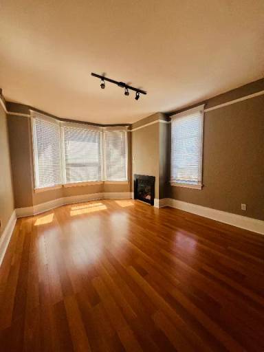 Main picture of 312 E Olive Pl