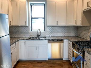 Main picture of 3359 N Southport Ave