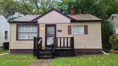 Main picture of 15767 Lamphere St